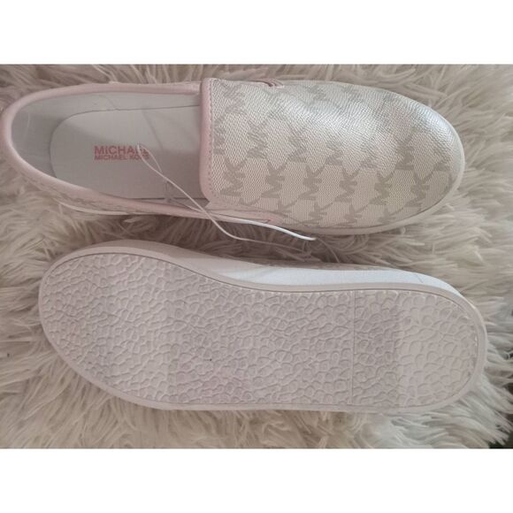 New Pink lined Michael Kors shoes sz5 - Picture 1 of 3